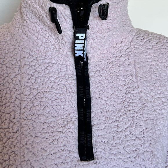 PINK Victorias Secret Woman’s Small Pink Sherpa Pullover Hoodie - Picture 4 of 12